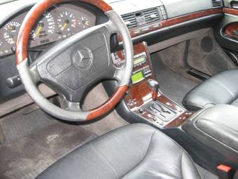 1996 Mercedes-Benz S-Class Photos