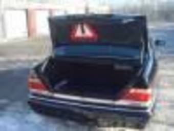 1996 Mercedes-Benz S-Class Images
