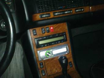 1998 Mercedes-Benz S-Class Photos