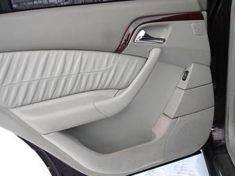1999 Mercedes-Benz S-Class Photos