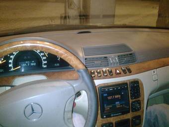 1999 Mercedes-Benz S-Class Pictures