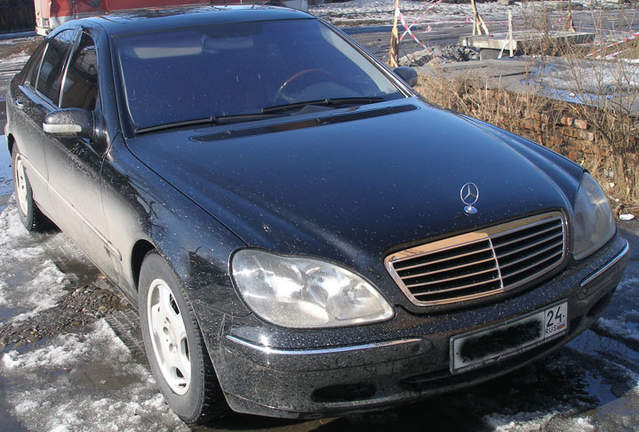 1999 Mercedes-Benz S-Class