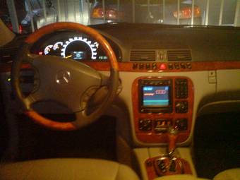 1999 Mercedes-Benz S-Class Pictures