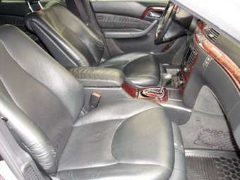 2000 Mercedes-Benz S-Class Pictures