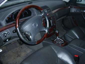 2000 Mercedes-Benz S-Class Photos