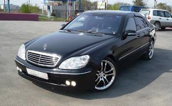 2000 Mercedes-Benz S-Class Pictures