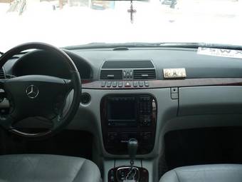 2000 Mercedes-Benz S-Class Pictures