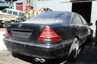 2000 Mercedes-Benz S-Class Pictures