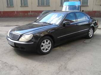 2000 Mercedes-Benz S-Class Pictures