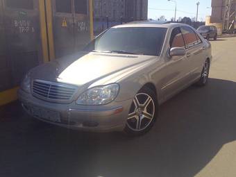 2000 Mercedes-Benz S-Class Photos