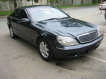 2000 Mercedes-Benz S-Class Pictures