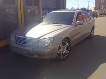 2000 Mercedes-Benz S-Class Pictures