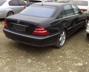 2000 Mercedes-Benz S-Class Pictures