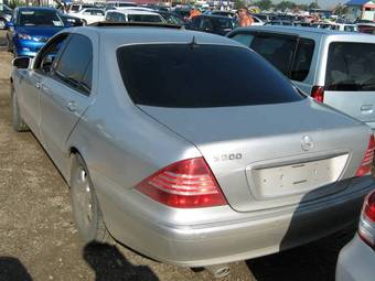 2000 Mercedes-Benz S-Class Photos