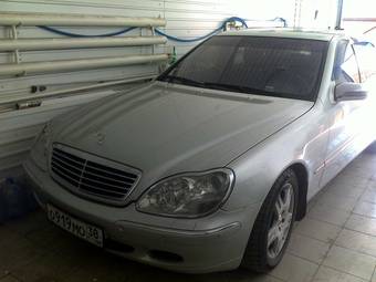 2000 Mercedes-Benz S-Class Photos
