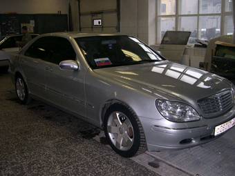2000 Mercedes-Benz S-Class Pictures
