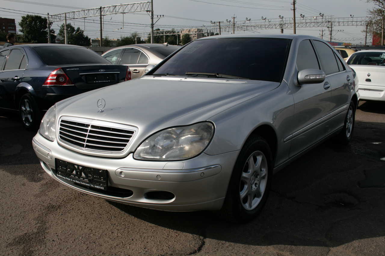 2000 Mercedes-Benz S-Class