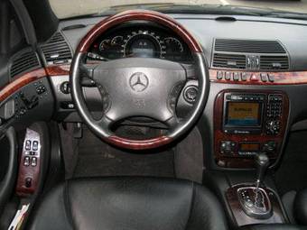 2000 Mercedes-Benz S-Class Photos