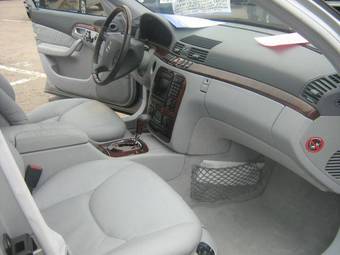 2001 Mercedes-Benz S-Class Photos