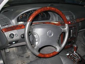 2001 Mercedes-Benz S-Class Photos