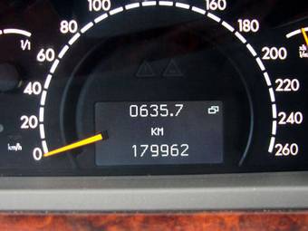 2001 Mercedes-Benz S-Class Photos