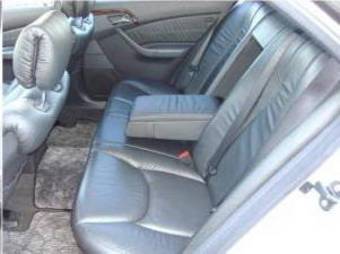 2003 Mercedes-Benz S-Class Pictures