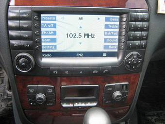 2004 Mercedes-Benz S-Class Pictures