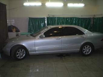 2004 Mercedes-Benz S-Class Photos