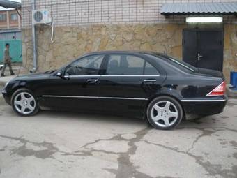 2004 Mercedes-Benz S-Class Pictures