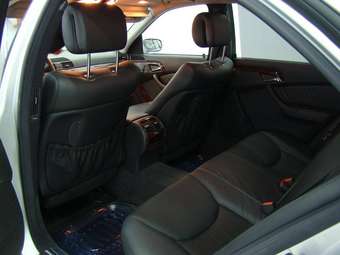 2005 Mercedes-Benz S-Class Photos