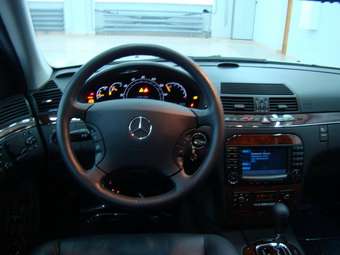 2005 Mercedes-Benz S-Class Pictures