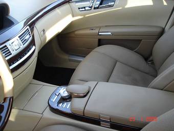 2005 Mercedes-Benz S-Class Photos