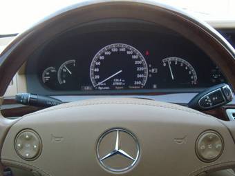 2005 Mercedes-Benz S-Class Photos