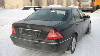 2005 Mercedes-Benz S-Class Images
