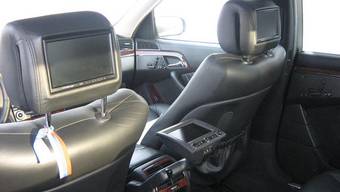 2005 Mercedes-Benz S-Class Pictures