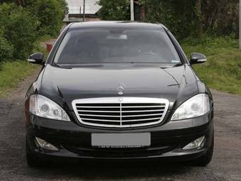 2005 Mercedes-Benz S-Class Photos