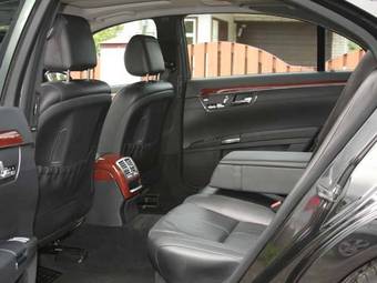 2005 Mercedes-Benz S-Class Images