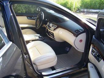 2005 Mercedes-Benz S-Class Pictures