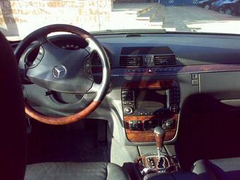 2005 Mercedes-Benz S-Class Pictures