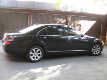 2005 Mercedes-Benz S-Class Photos