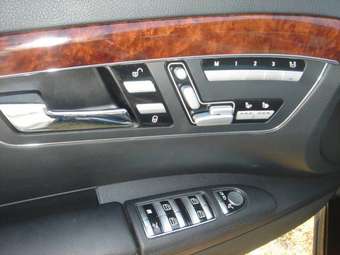 2006 Mercedes-Benz S-Class Pictures