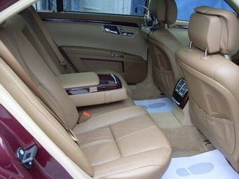 2006 Mercedes-Benz S-Class Pictures