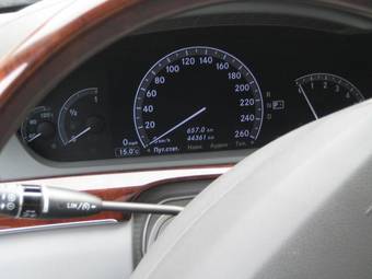 2006 Mercedes-Benz S-Class Pictures