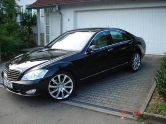 2006 Mercedes-Benz S-Class Photos