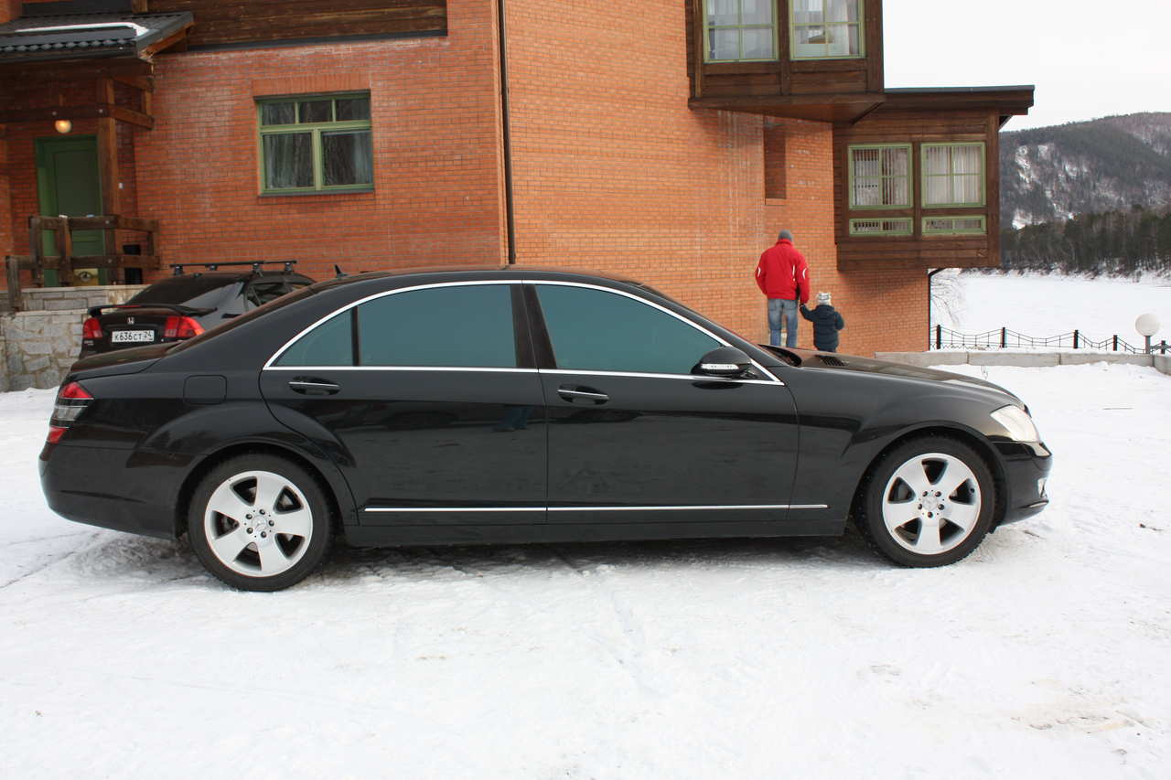 2006 Mercedes-Benz S-Class
