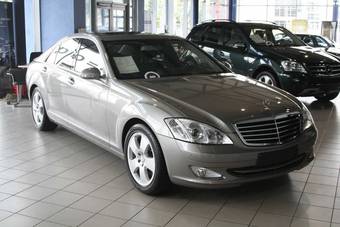 2007 Mercedes-Benz S-Class Photos