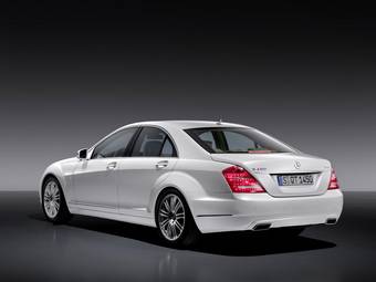 2008 Mercedes-Benz S-Class Pictures