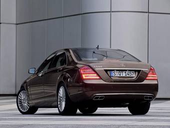 2008 Mercedes-Benz S-Class Photos