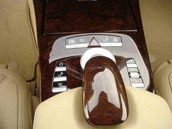 2010 Mercedes-Benz S-Class Pictures