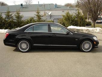 2010 Mercedes-Benz S-Class Pictures